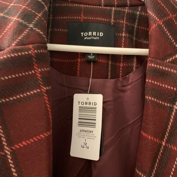 Torrid Plaid Coat in Red and Brown - Picture 2 of 4